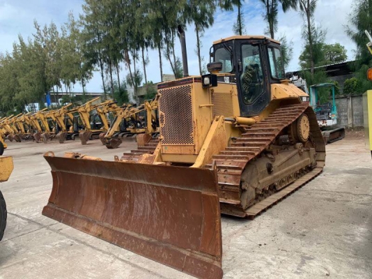 รถดัน D6M 7520 HR รถดัน D6M 7520 HR