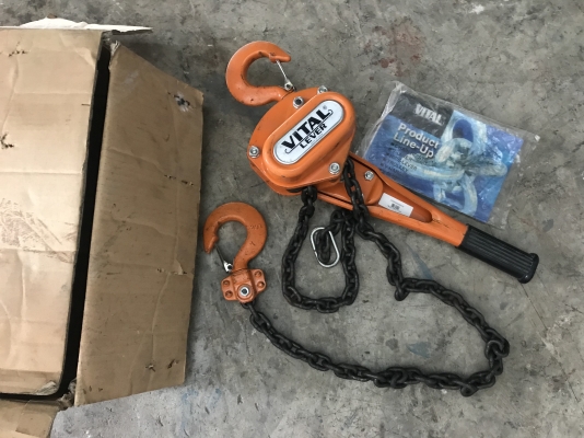 ขายรอกโยกโซ่(กำมะลอ) Vital 1.6ton made in Japan โซ่ยาว 1.5เมตร ของใหม่ในกล่องไม่เคยใช้งาน