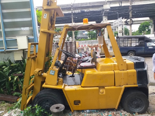 ขายฟอร์ลิฟต์KOMATSU 3.5 ตันเสาสูง4เมตรใช้งานได้ปกติราคา 150,000