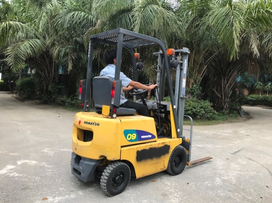 ขายFORKLIFT KOMATSU รุ่นFG09-3(900kg)(เบนซิล) สวยเดิมจากญี่ปุ่น ยังไม่เคยใช้ในไทย 85,000เท่านั้น!!