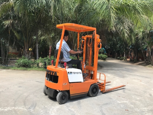 ขายFORKLIFT TOTOTA รุ่นFG5(500kg.)(งาเทกระดก)คล่องตัวมาก สวยเดิมจากญี่ปุ่น ยังไม่เคยใช้ในไทย 79,000เท่านั้น!!