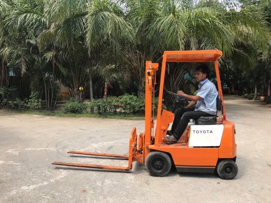 ขายFORKLIFT TOTOTA รุ่นFG5(500kg.)(งาเทกระดก)คล่องตัวมาก สวยเดิมจากญี่ปุ่น ยังไม่เคยใช้ในไทย 79,000เท่านั้น!!