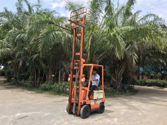 ขายFORKLIFT TOTOTA รุ่นFG07(700kg.)คล่องตัวมาก สวยเดิมจากญี่ปุ่น ยังไม่เคยใช้ในไทย 68,000เท่านั้น!!