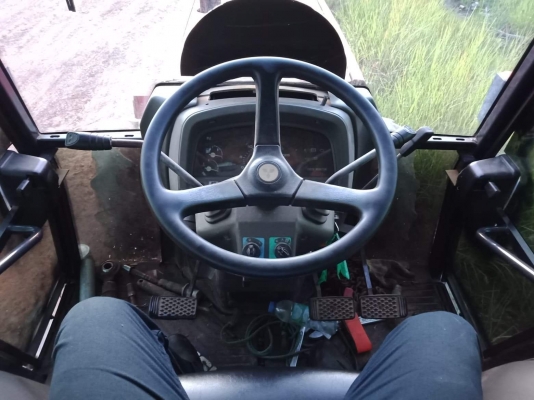 ขายรถไถ50แรง ตู้แอร์ ขายรถไถ50แรง ตู้แอร์