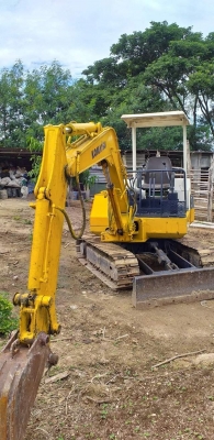 ขายรถขุดแบ็คโคPC20-6 KOMATSU สภาพพร้อมใช้งานช่วงล่างดี ทำงานปกติ เครื่อง3สูบ เอกสารอินวอยซ์