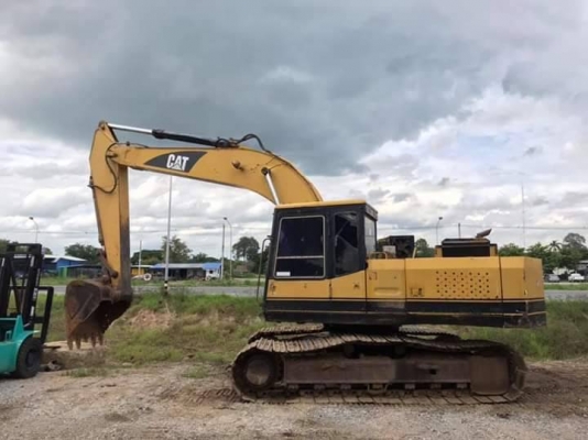 ขายE200B รถสวยเอกสารเล่มทะเบียนราคา 450,000