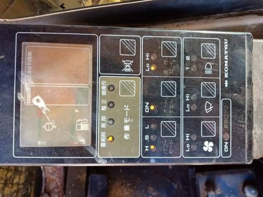 KOMATSU PC 120-5