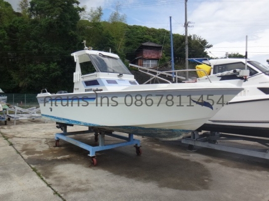 119 เรือตกปลาญี่ปุ่นเดินรอบลำ24ฟุต YANMAR TOPRUN24 เครื่องเอาท์บอร์ด90แรง โฟร์