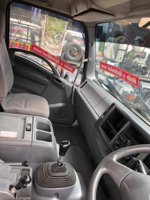 หัวลาก ISUZU 360 ปี 59 รถสวยจัด สวยเดิมไม่เคลียร์สี ใช้งานน้อย ยางเต็มๆ สนใจติดต่อ นุ่น ได้เลยจ้า 08