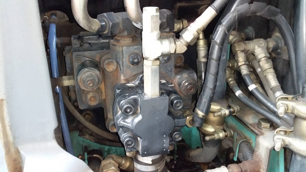 ต้องการขายรถขุดยี่ห้อ KOBELCO-SK60SR-1รถนอกนำเข้าจากญี่ปุ่น