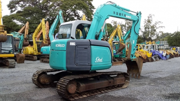 ต้องการขายรถขุดยี่ห้อ KOBELCO-SK60SR-1รถนอกนำเข้าจากญี่ปุ่น