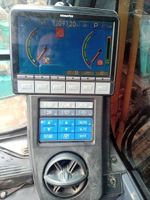 ขายจ้า..KOMATSU PC130-8. เก่าใน สภาพสวย แทรคใหญ่ 9,xxx ชั่วโมง เล่มทะเบียน โทร 089-3818694จ๊อย