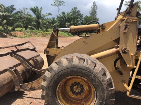 ขายรถตักล้อยาง KOMATSU 510 กรองเดี๋ยว เดิมๆเล่มทะเบียน สนใจโทร 081-970-1072
