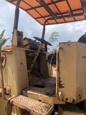 ขายรถตักล้อยาง KOMATSU 510 กรองเดี๋ยว เดิมๆเล่มทะเบียน สนใจโทร 081-970-1072