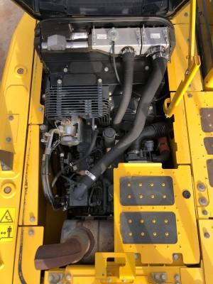 Komatsu 130-8 ใช้งาน4800ช.ม อยู่ในประกัน P.M.7000ช.ม เล่มทะเบียนสภาพเดิมๆ เจ้าของขายเอง..