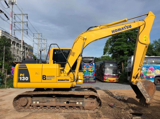 Komatsu 130-8 ใช้งาน4800ช.ม อยู่ในประกัน P.M.7000ช.ม เล่มทะเบียนสภาพเดิมๆ เจ้าของขายเอง..