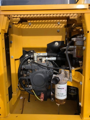 Komatsu 130-8 ใช้งาน4800ช.ม อยู่ในประกัน P.M.7000ช.ม เล่มทะเบียนสภาพเดิมๆ เจ้าของขายเอง..