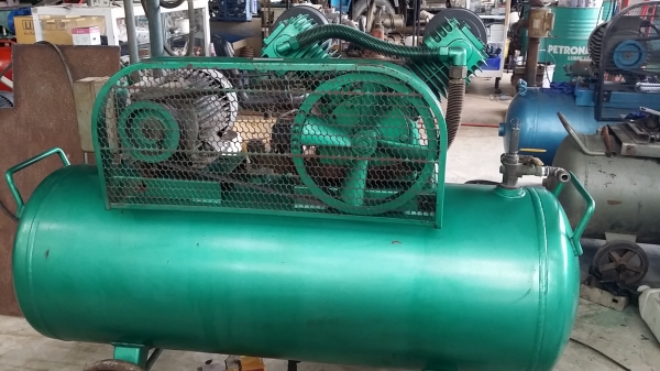 ปั้มลม 3แรง ถัง245 ไฟ380