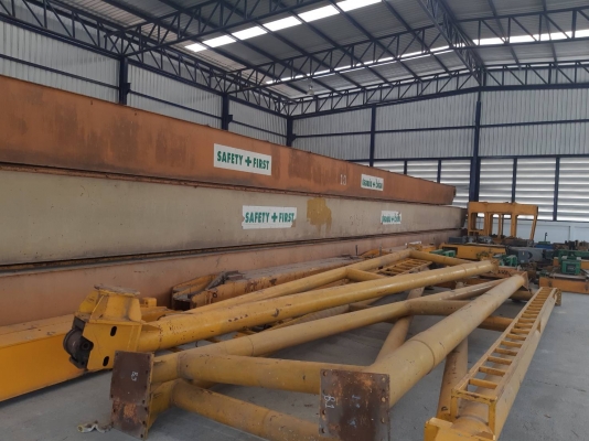 ขาย กล่องเครนขนาด 5 ตัน ยาว 20 เมตร 5 ชุด ขนาด 25 ตัน ยาว 24 เมตร 2 ชุด ราคา 1.4 ล้านบาท