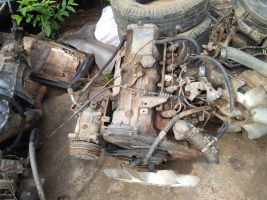 ขายเครื่องยนต์โตโยต้าดีเซล 2L