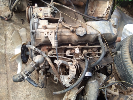 ขายเครื่องยนต์โตโยต้าดีเซล 2L