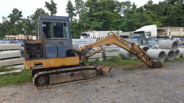 ขาย แบคโฮ MITSUBISHI MS40 รถใช้งานได้ปกติ ราคาต่อรองได้