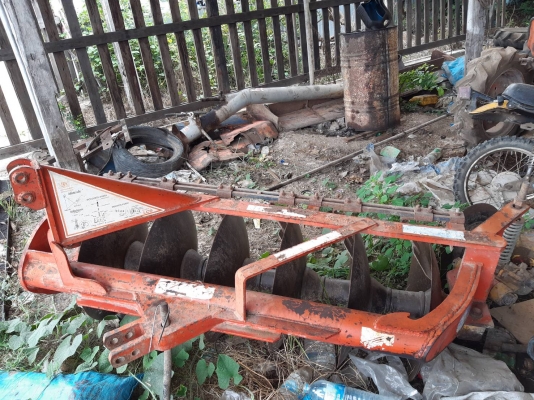 ผานพรวน6ใบ24นิ้วช่วง11สภาพสวยส่งใด้คับ ผานพรวน6ใบ24นิ้วช่วง11สภาพสวยส่งใด้คับ