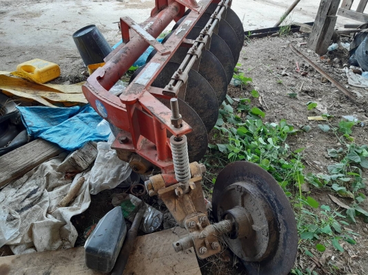 ผานพรวน6ใบ24นิ้วช่วง11สภาพสวยส่งใด้คับ ผานพรวน6ใบ24นิ้วช่วง11สภาพสวยส่งใด้คับ