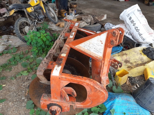 ผานพรวน6ใบ24นิ้วช่วง11สภาพสวยส่งใด้คับ ผานพรวน6ใบ24นิ้วช่วง11สภาพสวยส่งใด้คับ