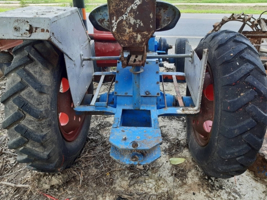 รถไถนั้งขับพร้อมเครื่องแน่นๆพร้อมใช้งานมีเกียใวคับส่งใด้ รถไถนั้งขับพร้อมเครื่องแน่นๆพร้อมใช้งานมีเกียใวคับส่งใด้