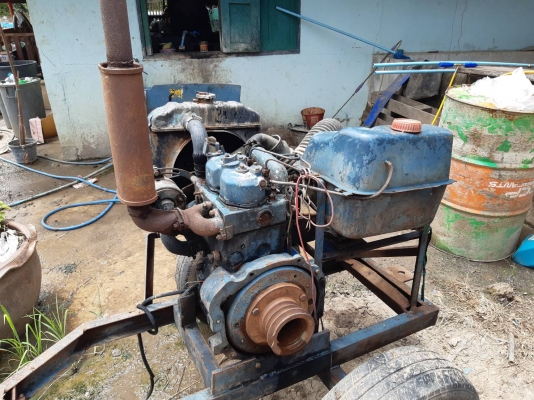 เครื่องรถไถ15เอาใวสูบนำ้ปั้นไฟใด้เลยคับส่งใด้คับ