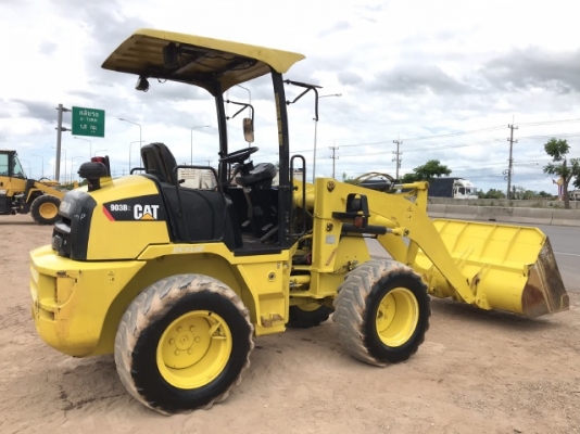 ขายรถตักล้อยาง CAT 903B (เทียบเท่า WA50) แขนยาวพิเศษ นำเข้าเองจากญี่ปุ่น สภาพพร้อมใช้ มีVDOการทำงานครับ