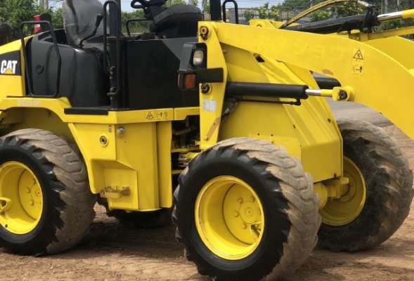 ขายรถตักล้อยาง CAT 903B (เทียบเท่า WA50) แขนยาวพิเศษ นำเข้าเองจากญี่ปุ่น สภาพพร้อมใช้ มีVDOการทำงานครับ