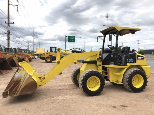 ขายรถตักล้อยาง CAT 903B (เทียบเท่า WA50) แขนยาวพิเศษ นำเข้าเองจากญี่ปุ่น สภาพพร้อมใช้ มีVDOการทำงานครับ