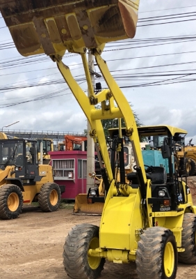 ขายรถตักล้อยาง CAT 903B (เทียบเท่า WA50) แขนยาวพิเศษ นำเข้าเองจากญี่ปุ่น สภาพพร้อมใช้ มีVDOการทำงานครับ