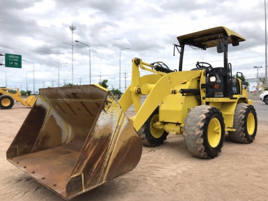 ขายรถตักล้อยาง CAT 903B (เทียบเท่า WA50) แขนยาวพิเศษ นำเข้าเองจากญี่ปุ่น สภาพพร้อมใช้ มีVDOการทำงานครับ