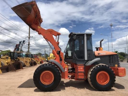 ขายรถตักล้อยาง HITACHI ZW150 (เทียบเท่า WA270-6) ปี 2013 นำเข้าเองจากญี่ปุ่น สวยพร้อมใช้ มีVDOการทำงานครับ