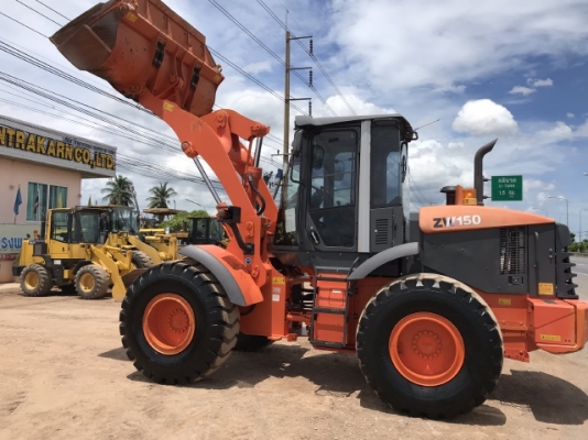 ขายรถตักล้อยาง HITACHI ZW150 (เทียบเท่า WA270-6) ปี 2013 นำเข้าเองจากญี่ปุ่น สวยพร้อมใช้ มีVDOการทำงานครับ