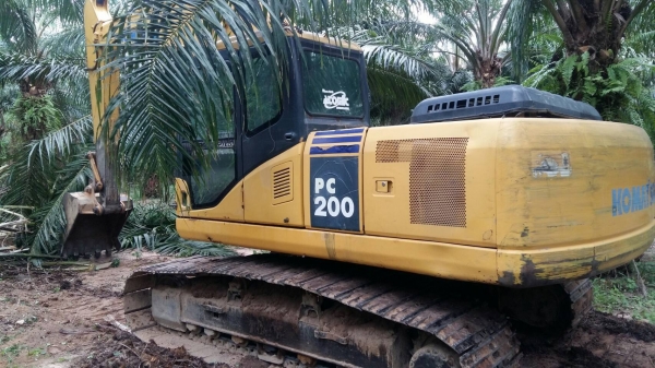 ขายKOMATSU PC200-7ทำงาน 11,000 ชม. เอกสารเล่มทะเบียนราคา 1,200,000 ขายKOMATSU PC200-7ทำงาน 11,000 ชม. เอกสารเล่มทะเบียนราคา 1,200,000