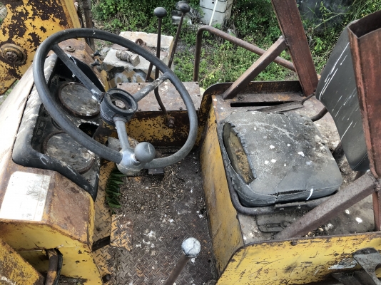 ขายรถตัก CCM ไทยประดิษฐ์