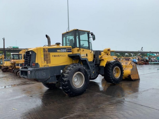 รถตัก Komatsu WA320-6 10981 HR รถตัก Komatsu WA320-6 10981 HR