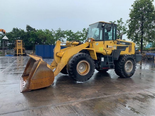 รถตัก Komatsu WA320-6 10981 HR รถตัก Komatsu WA320-6 10981 HR
