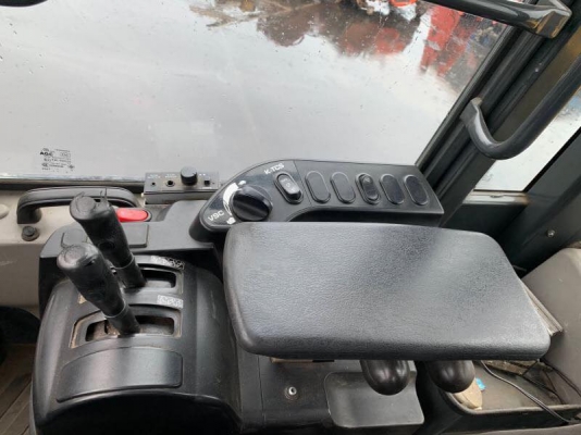 รถตัก Komatsu WA320-(7) 16973HR รถตัก Komatsu WA320-(7) 16973HR