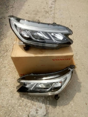 ไฟหน้า crv เสื้อเปล่า 1 คู่