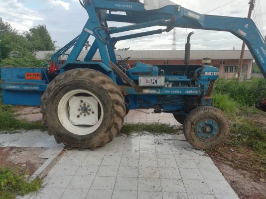 ขายรถไถFORD.6600.T3พร้อมเครื่องคีบอ้อยเเสงกลึงสภาพพร้อมใช้งาน