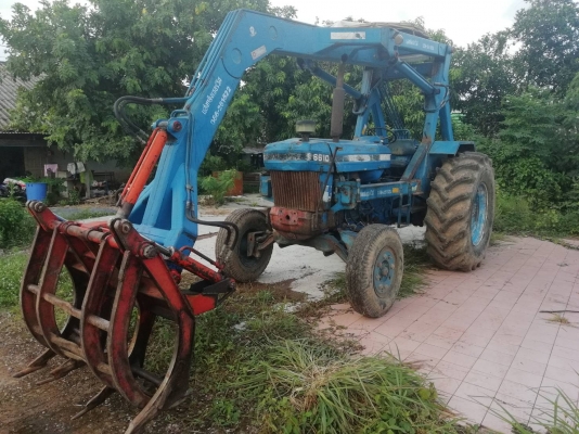 ขายรถไถFORD.6600.T3พร้อมเครื่องคีบอ้อยเเสงกลึงสภาพพร้อมใช้งาน