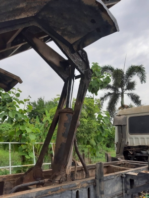 ขายกระบอกดั้มแม่ปั้มดั้มแกนร้อย พร้อมคติลอย ราคา 37000