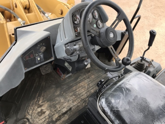 ขายรถตักล้อยาง CAT 910G (5,XXX ชั่วโมง) นำเข้าเองจากญี่ปุ่น สภาพพร้อมใช้ มีVDOการทำงานครับ