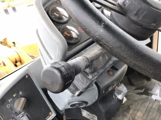 ขายรถตักล้อยาง CAT 910G (5,XXX ชั่วโมง) นำเข้าเองจากญี่ปุ่น สภาพพร้อมใช้ มีVDOการทำงานครับ