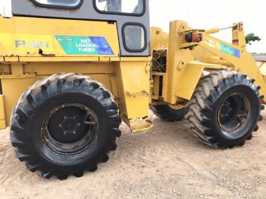 ขายรถตักล้อยาง FURUKAWA FL50-1 (เทียบเท่า WA50) (3,XXX ชั่วโมง) นำเข้าเองจากญี่ปุ่น สภาพพร้อมใช้ มีVDOการทำงานครับ